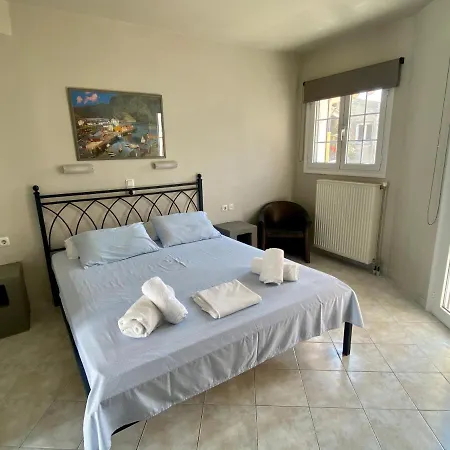 Pelagias Apartment *